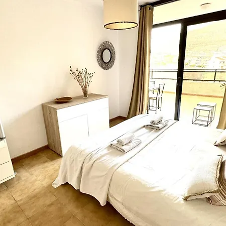 Urban Oasis In Cristianos By Deihu Experiences * Los Cristianos (Tenerife)