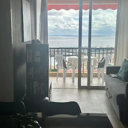 Infinity Views To The Ocean Apartment