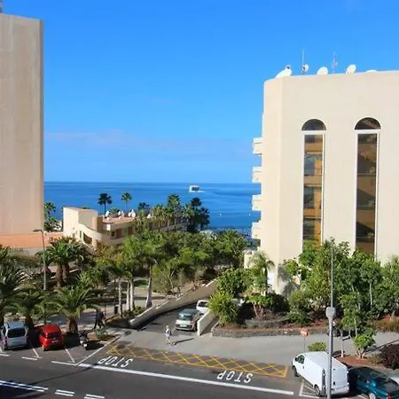 Soleado Y Flamante En Cristianos De Membrillosuites * Los Cristianos (Tenerife)