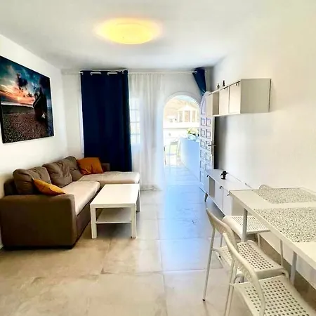 Fantastic View 1 Bed * Los Cristianos (Tenerife)