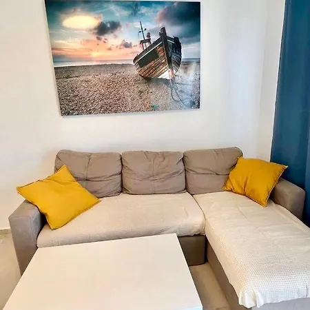Fantastic View 1 Bed Apartment Los Cristianos (Tenerife)