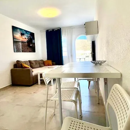 Fantastic View 1 Bed * Los Cristianos (Tenerife)