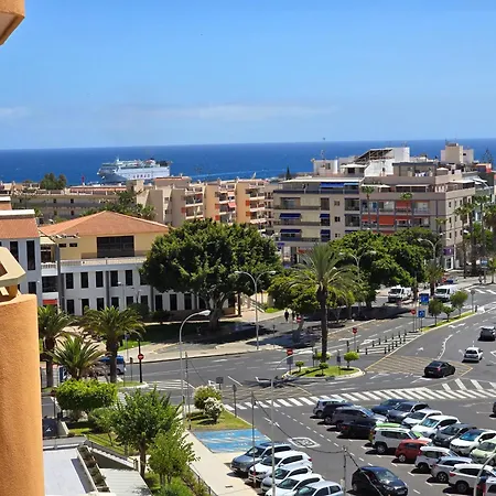 Apartment Exclusive Eden, Marble Floor, Luxury Bathroom, Heated Pool, Close To Centre, Sea View, Balcony Los Cristianos (Tenerife)