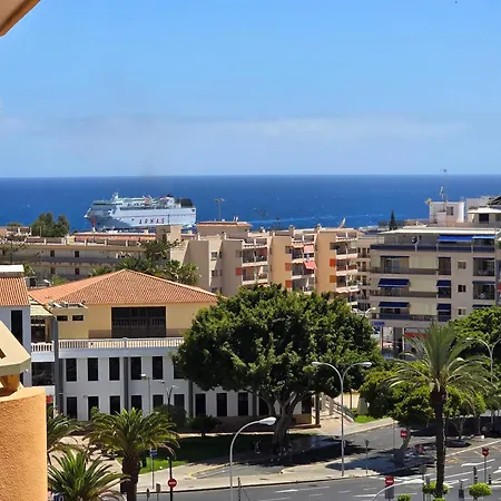 Exclusive Eden, Marble Floor, Luxury Bathroom, Heated Pool, Close To Centre, Sea View, Balcony Los Cristianos (Tenerife)