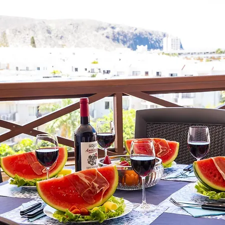 228 Chic 'san Marino' Spectacular Terrace Apartment