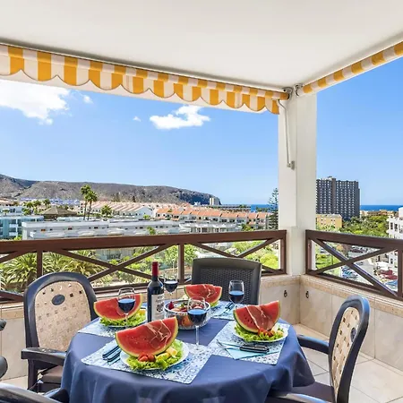 228 Chic 'san Marino' Spectacular Terrace Apartment *
