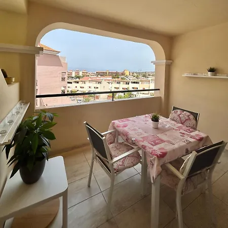 Apartment Beautiful Sea View In Castle Harbour C002