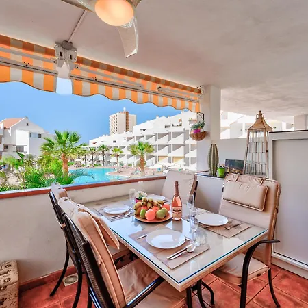 With Pool View Apartment Los Cristianos (Tenerife)