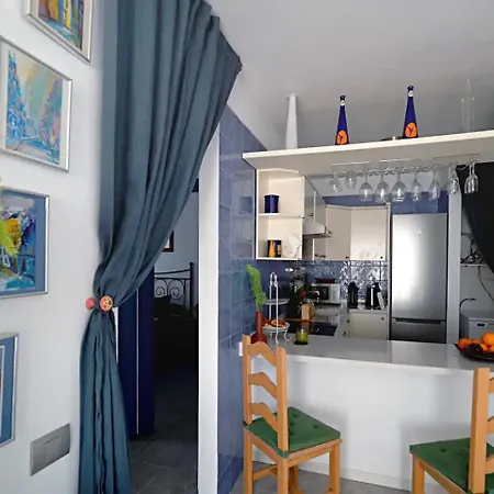 La Perla, Cristianos Apartment *