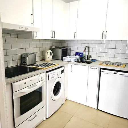 Apartment On Peaceful Complex Port Royal K007