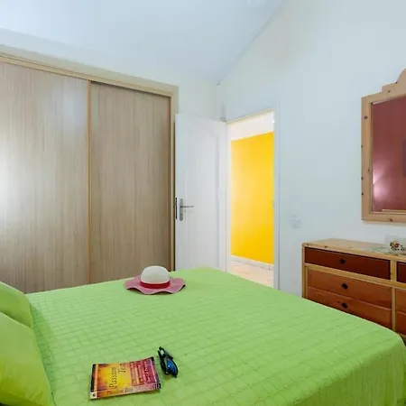 Apartment 52 Vivid Chipeque Cristianos *