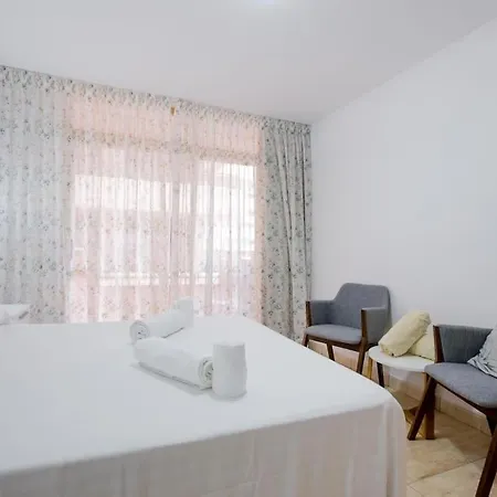 313 Eden Parking Wi Fi And Swimming Pool Los Cristianos (Tenerife)