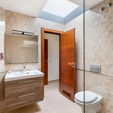 N6 Villa *