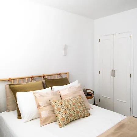Apartment Diamante Cristianos, Heated Pool, Beach, Wifi