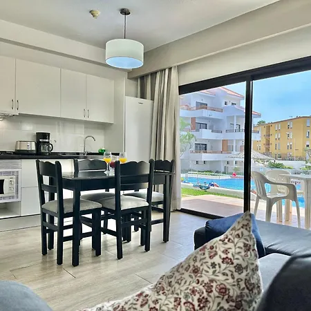 Apartment Pool Views Terrace