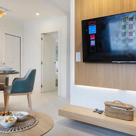Apartment Tms Veramar Hotel,beachfront,pool&parking Los Cristianos (Tenerife)