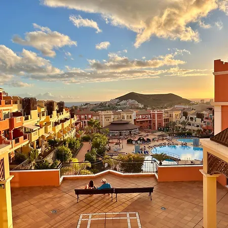 Apartment Sunset 4 & Heated Pool Los Cristianos (Tenerife)