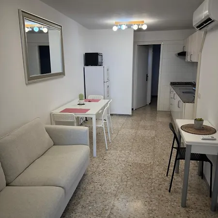 Lovely 2 Bedroom With Balcony Apartment