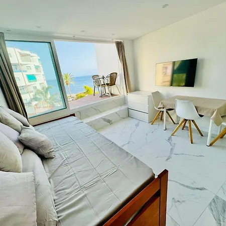 Cristianos Must-see Beachfront Apartment, Stunning Views In Tenerife