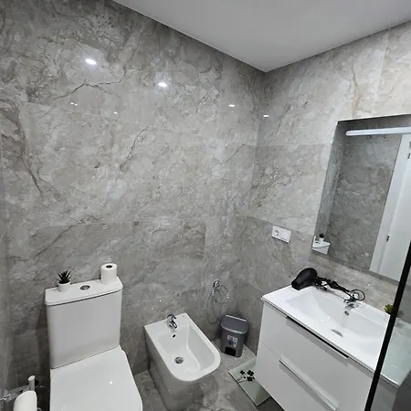 Eden Mit Beheiztem Pool, Luxurioese Ausstattung Mit Marmorboden, Marmorbadezimmer * Los Cristianos (Tenerife)