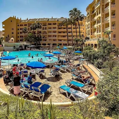 Apartment In Castle Harbour , Cristianos *