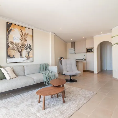 2 Bedroom Luxury With Sea View In Cristianos *