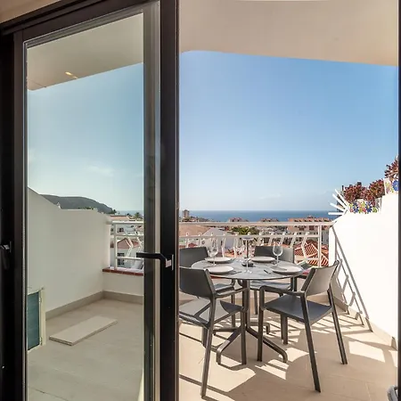 Apartment 2 Bedroom Luxury With Sea View In Cristianos Los Cristianos (Tenerife)