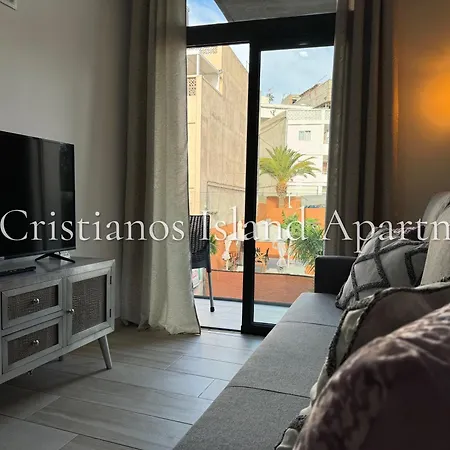 Cristianos Island Apartment *