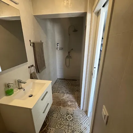 Sea View Penthouse With Large Terrace Los Cristianos (Tenerife)