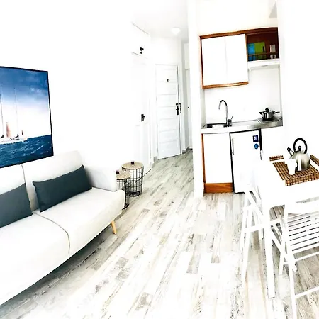 Vistas View Apartment Los Cristianos (Tenerife)