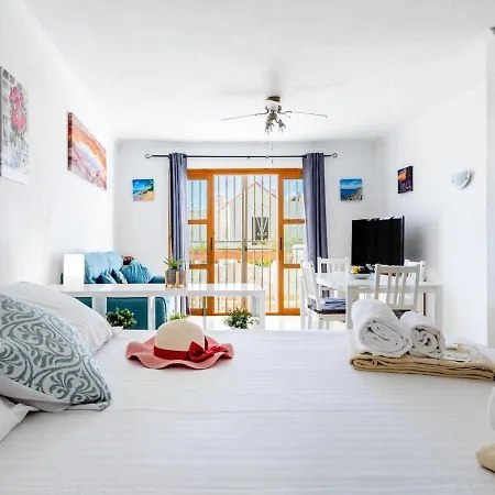 Port Royale Shine And Bright, Heated Pool * Los Cristianos (Tenerife)