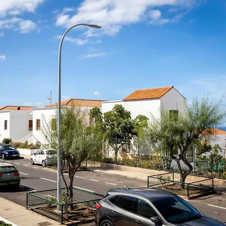 Apartment Port Royale Shine And Bright, Heated Pool Los Cristianos (Tenerife)