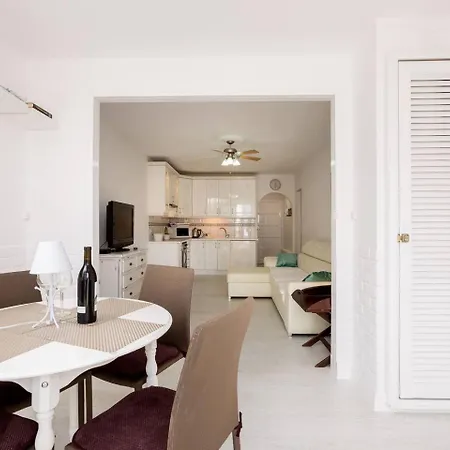 Diamantes 26 - One Bed Apartment