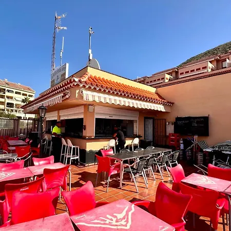Heights Cristianos With Pool Apartment