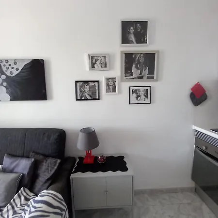 Casa Cherie Apartment