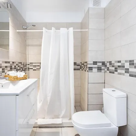 Comodororavel Apartment Los Cristianos (Tenerife)