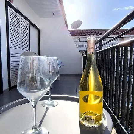 Pearl Chipeque - Pool, Fibre Net, Tv Channels, Calm Atmosphere Los Cristianos (Tenerife)