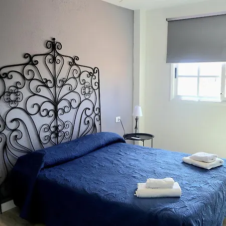 The Heights Cristianos Apartment *