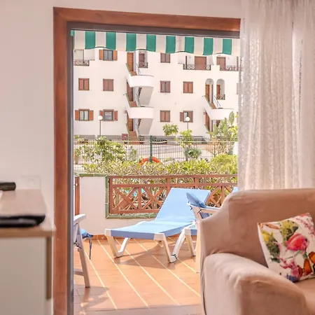 Apartment Victoria Court 2 Pool Los Cristianos (Tenerife)