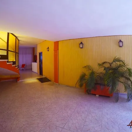 Apartment Edificio Cristianmar *