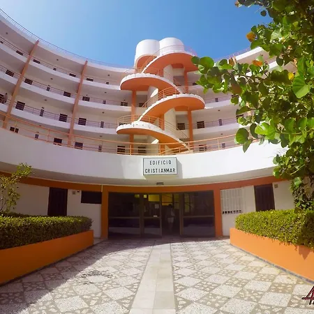 Edificio Cristianmar Apartment *