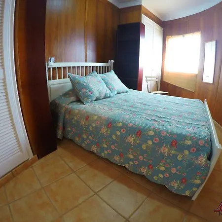 Edificio Cristianmar Apartment *