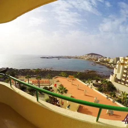 Los Cristianos Sea View *