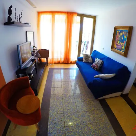 Edificio Achacay Apartment