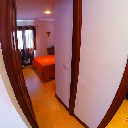 Edificio Achacay Apartment