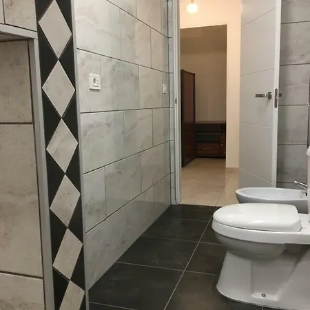 Unique Great Floor By The Ocean With Open Terrace. Separate Entrance. Adults Only