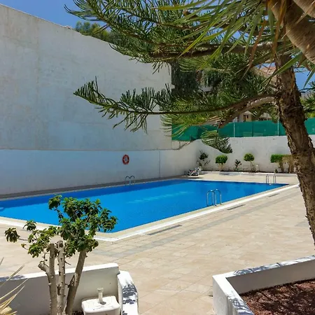 Apartment La Estrella 1a001 *