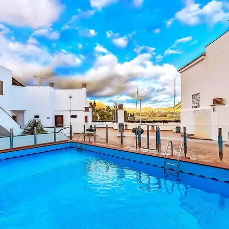 Colina Apartment *