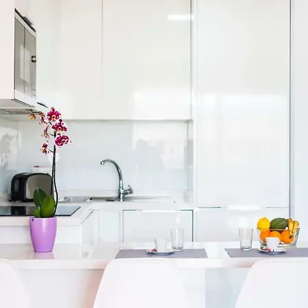Apartment Manureva *