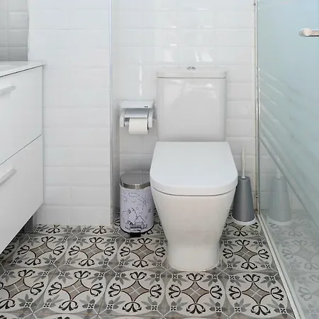 Almar Con Ac, Cristianos Apartment